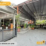 Bangsar Three Storey Luxury Landed House 19Pax