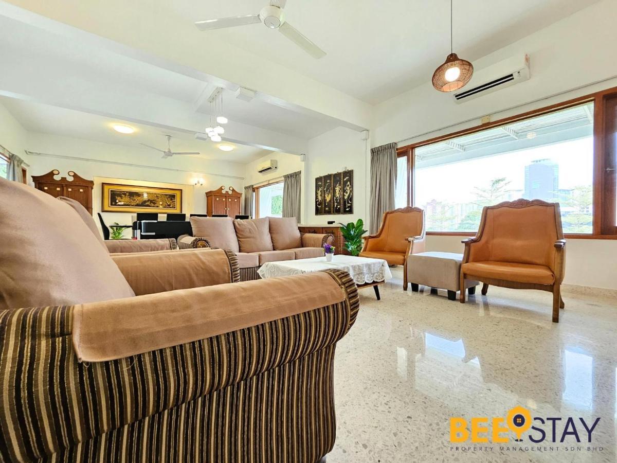 Vila Bangsar Three Storey Luxury Landed House 19pax *