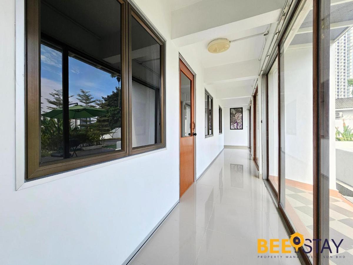 Villa Bangsar Three Storey Luxury Landed House 19pax