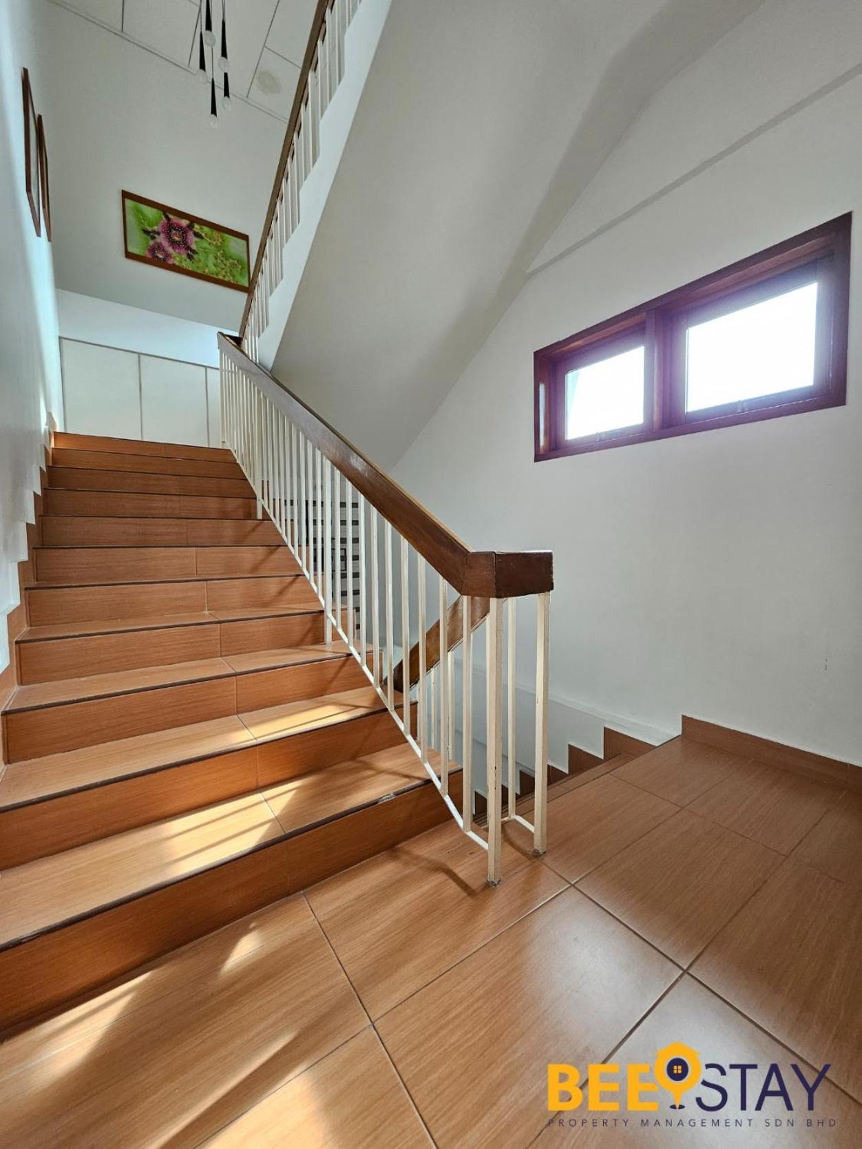 Vila Bangsar Three Storey Luxury Landed House 19pax Kuala Lumpur